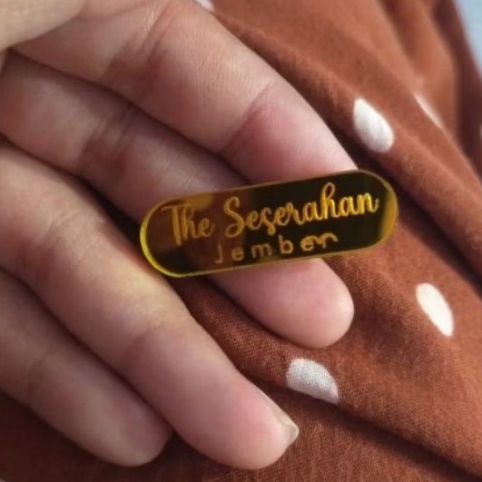 

Label Akrilik Miror Gold CUSTOM Label Hijab Mahar