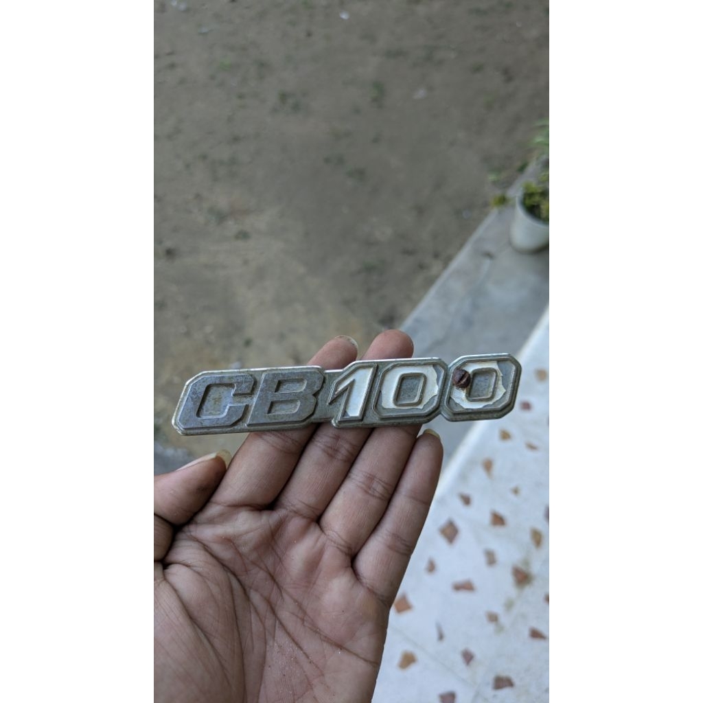 emblem tutup aki honda cb 100 k5 original