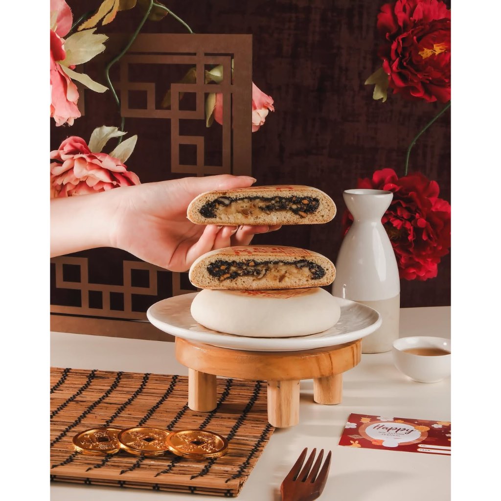 

Mooncake / Kue Bulan Viki Vicky Roda + Caiyphia