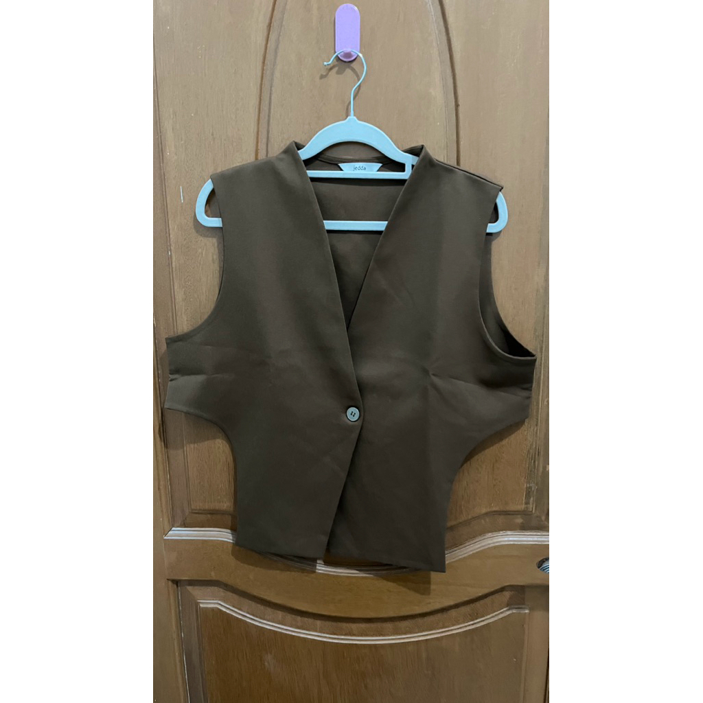 Jedda vest