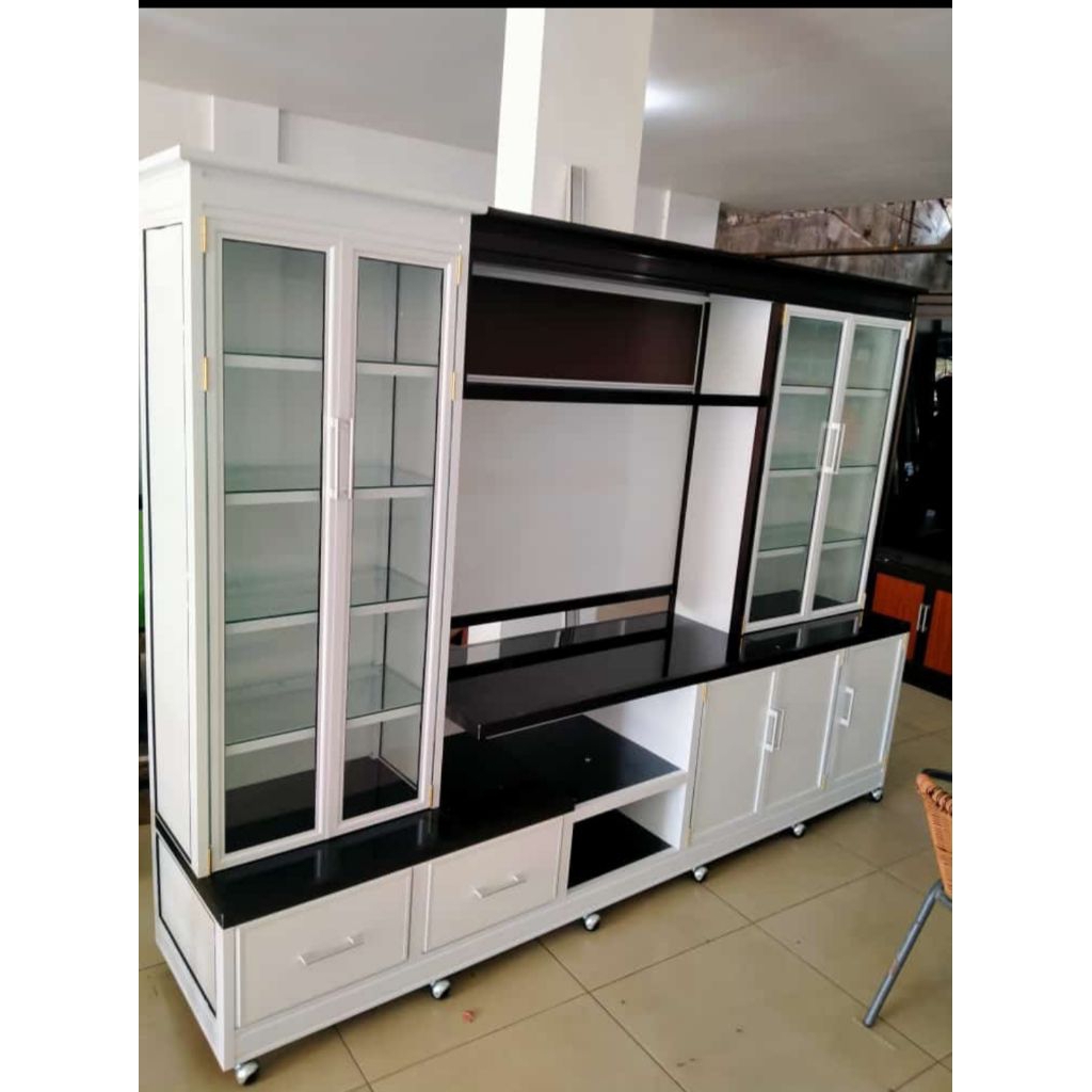 lemari tv almunium bisa jasa bikin dan borongan harga2 terjangkau