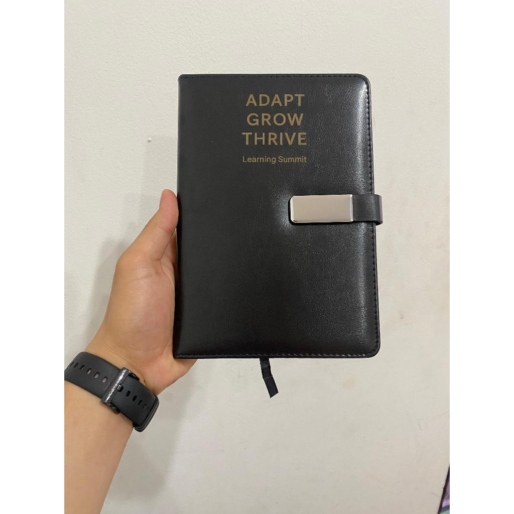 

Gratis Laser Custom Grafir Buku AGENDA A5 502 - Notebook A5 - Free Custom Nama atau Logo