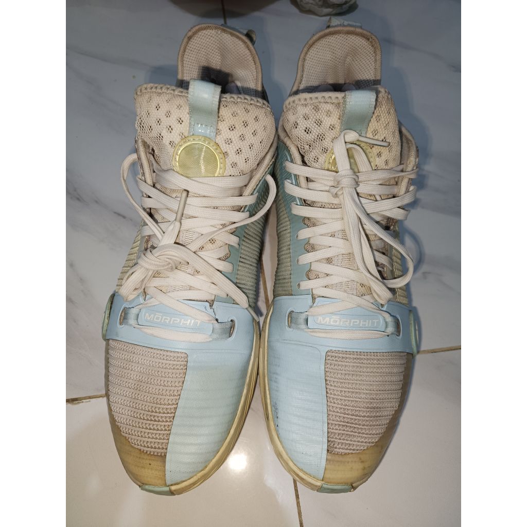 PRELOVED SEPATU BASKET 361 AARON GORDON