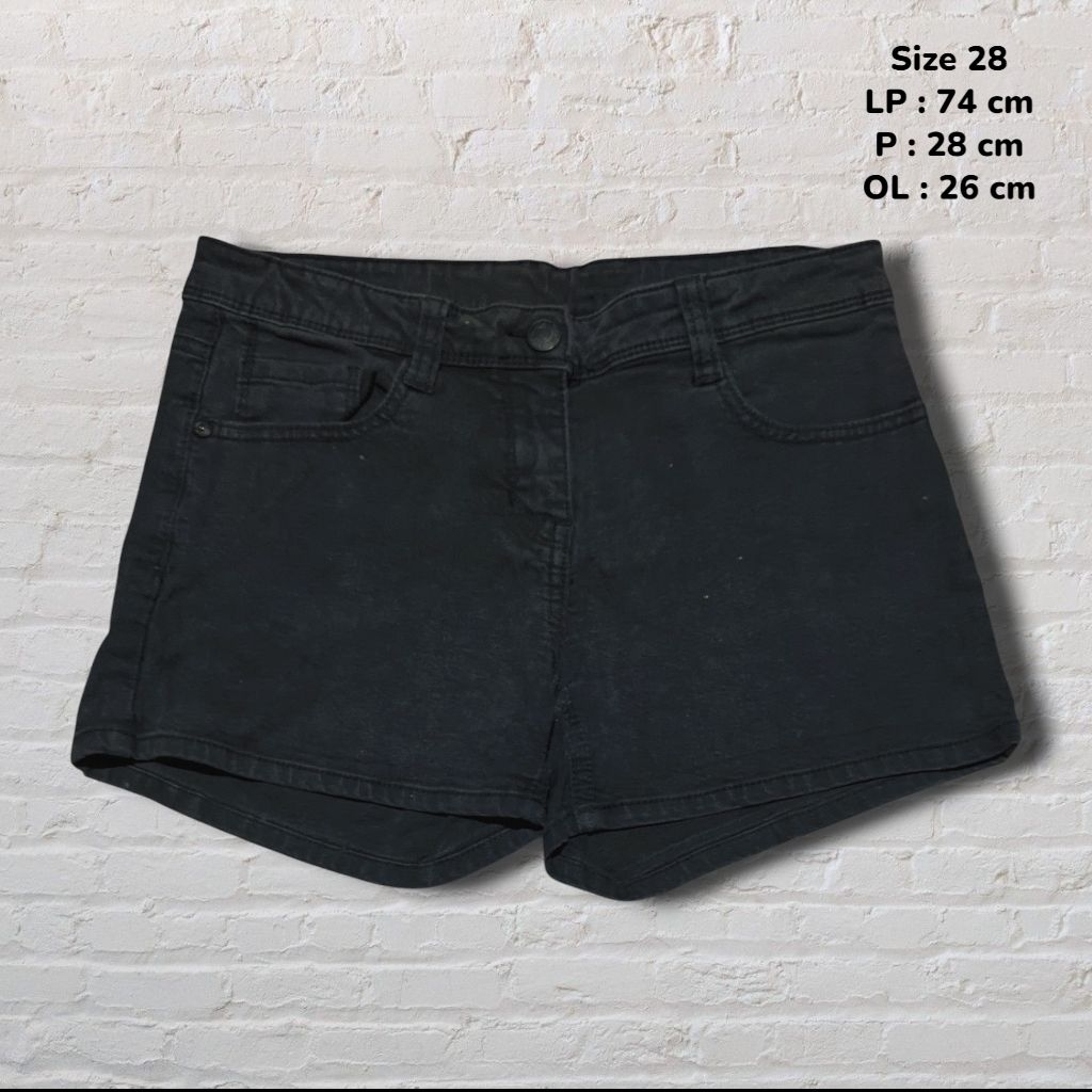 Size 28 Celana Pendek Hotpants Jeans Black Washed Original Second Preloved #MR37
