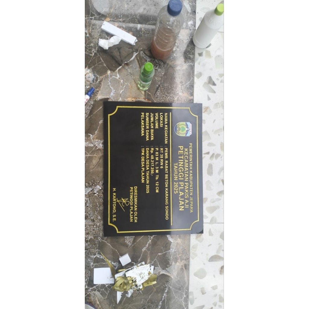 Prasasti Proyek Granit