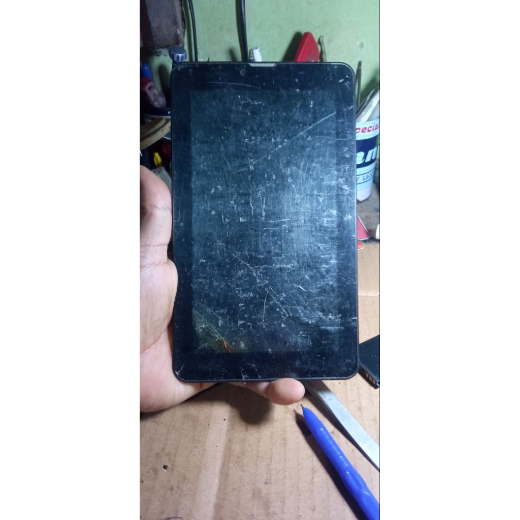 tablet Evercoss AT1C......