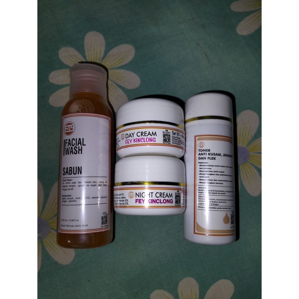 Cream F3y Pemutih Wajah (Bayar ditempat) Cream Glowing