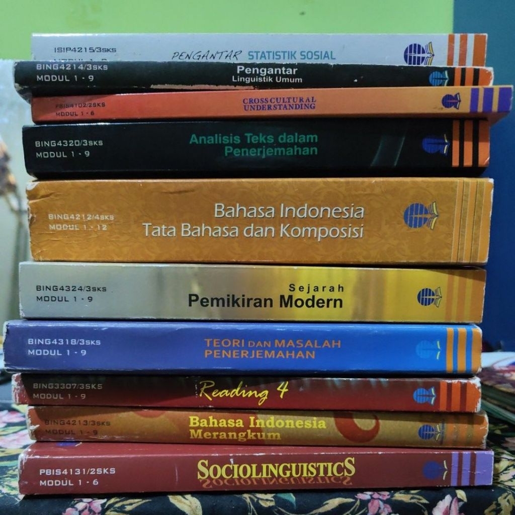 Buku Modul Bekas Kuliah UT Kampus Universitas Terbuka Prodi Sastra Inggris