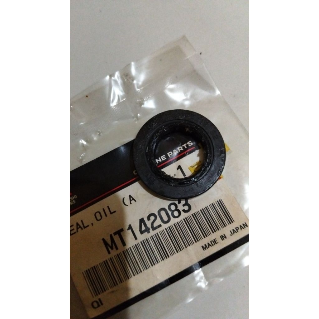 oil seal power steering canter 2012 ke atas orsinil asli bagian atas garis 3