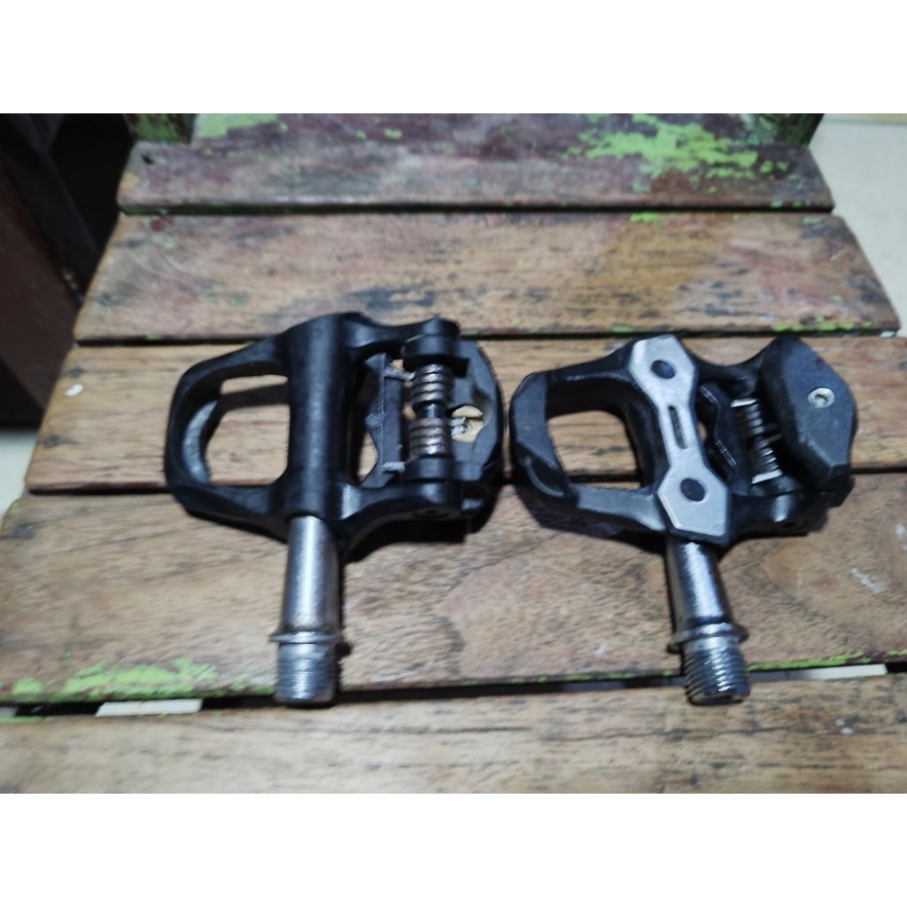 Pedal Cleat Zeray tapal  look