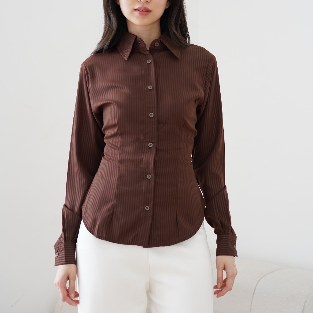 Kemeja Hitam Wanita Garis Garis Fit Body Kemeja Cewek Terbaru Kekinian Korean Style Lengan Panjang