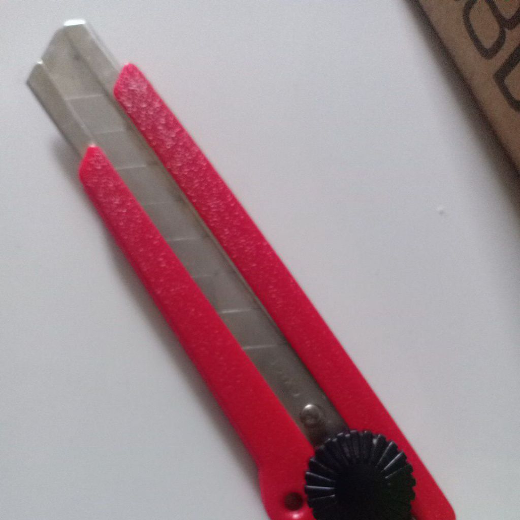 

cutter joyko besar L 500