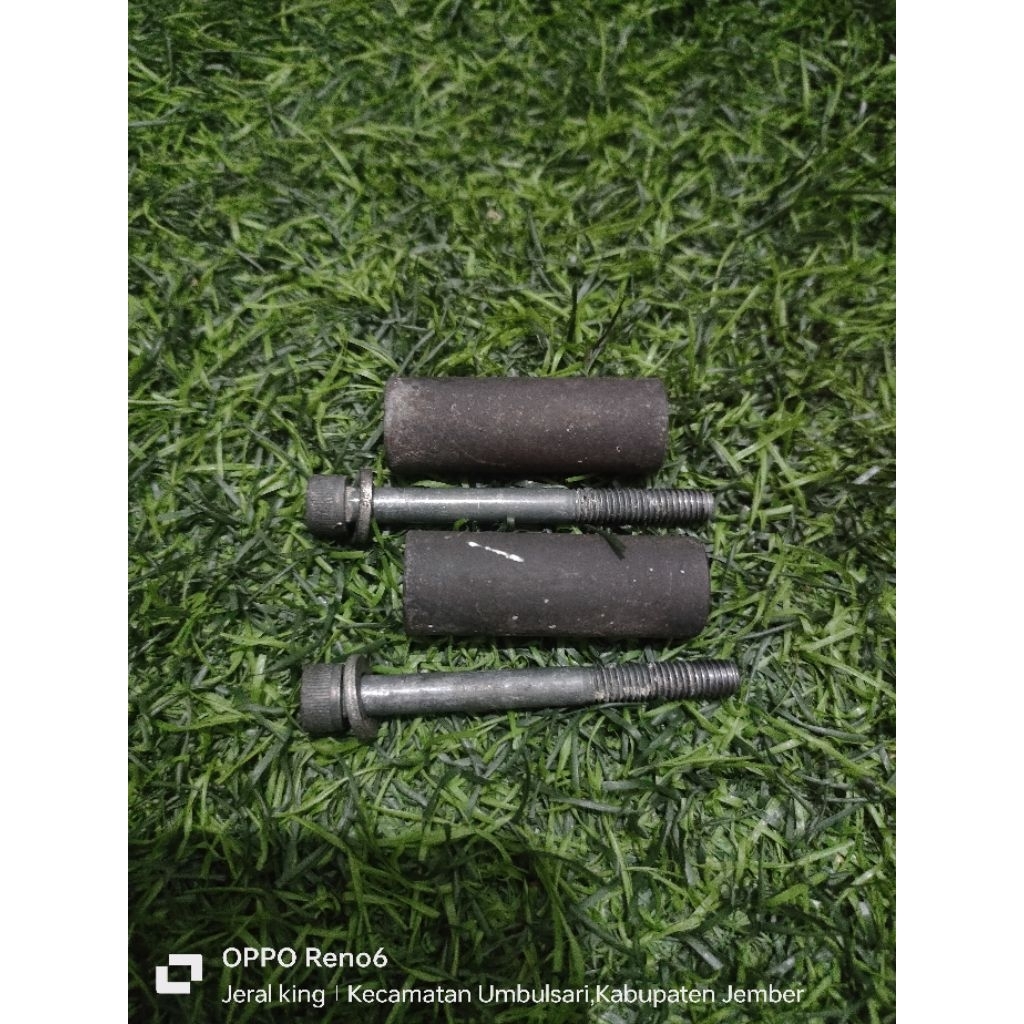 Baut kunci kontak Yamaha Touch 4XC Original