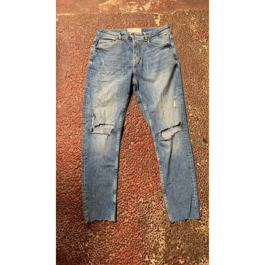 BERSHKA SKINNY RIPPED BLUE JEANS