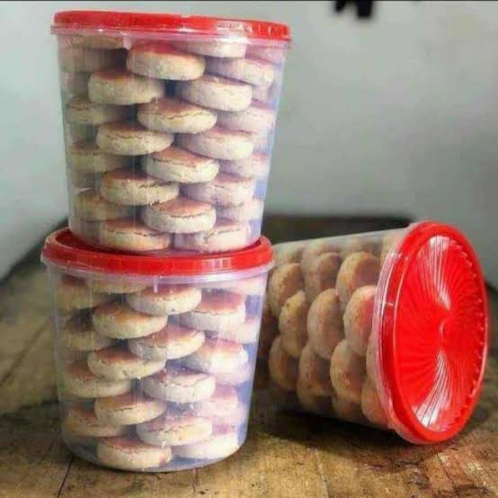 

KUE KACANG KHAS JEMBER 900 Gram
