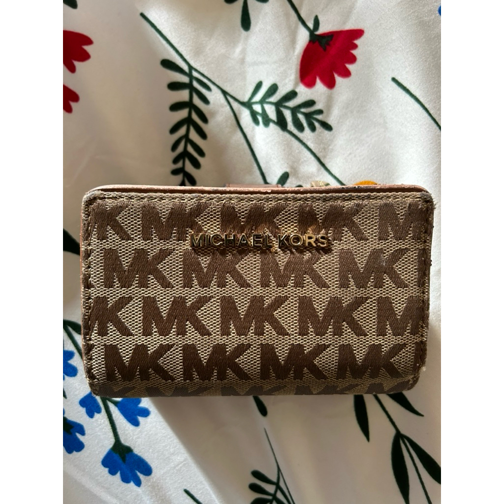 Preloved Michael Kors wallet