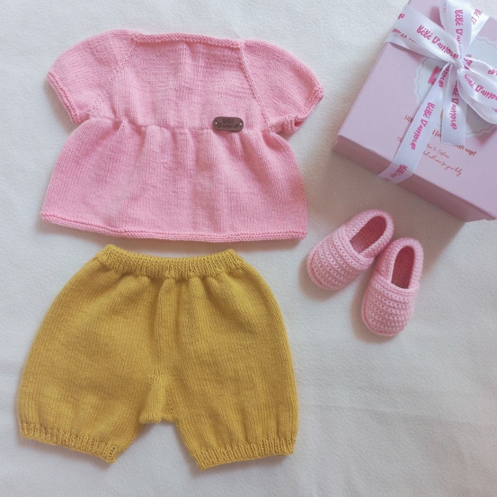 Baby set hampers handmade baju rajut bayi kado bayi