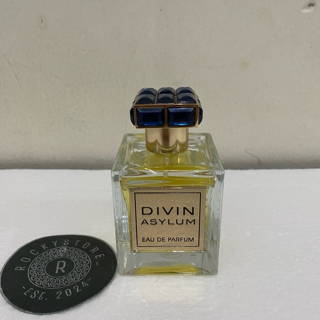 French Avenue Divin Asylum decant sample tester