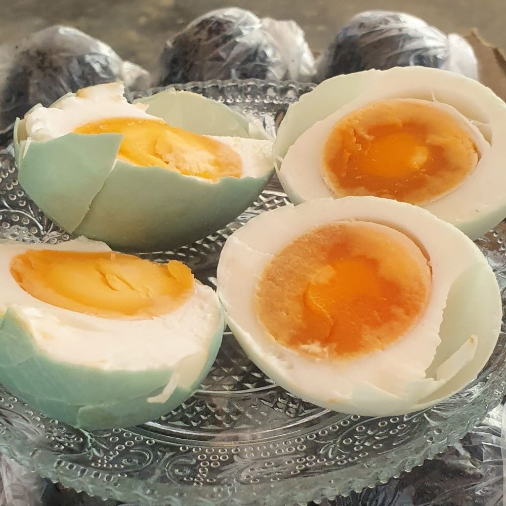 

telur asin siap santap