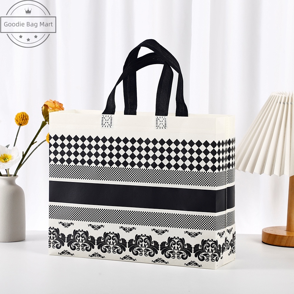 

Membentuk-A66/Goodie bag-Tas Belanja tas Jinjing tas spunbond tas souvenir premium tebal dan kuat/Terlaris lipat jumbo/ waterproof/shopping bag Tas Belanja Murah Karakter Kartun