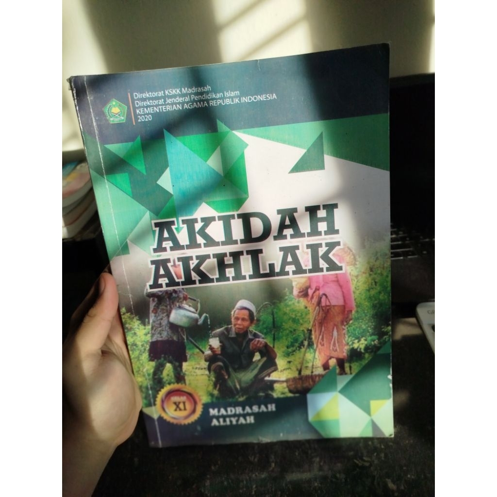 Akidah Akhlak Kelas 11 Kemenag **Bekas**