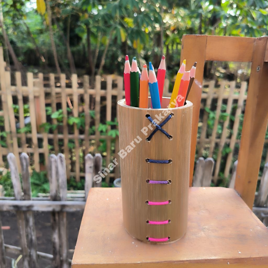

Tempat Pensil Pencil Pulpen Pen Holder Aestetic dari Bambu Motif Tali N