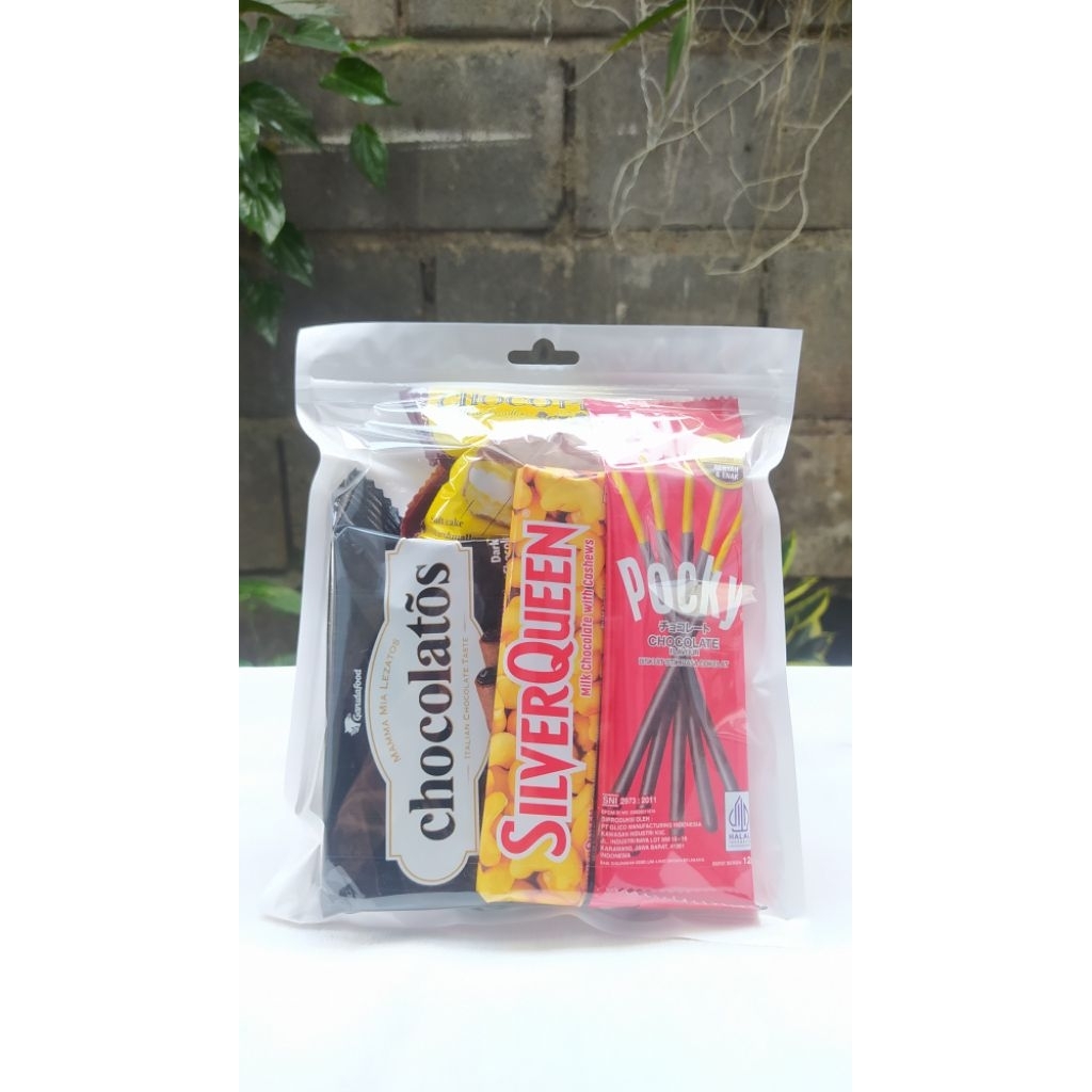 

Mini Gift Snack / Hampers ulang tahun/ Gift Graduation/ Gift untuk murid