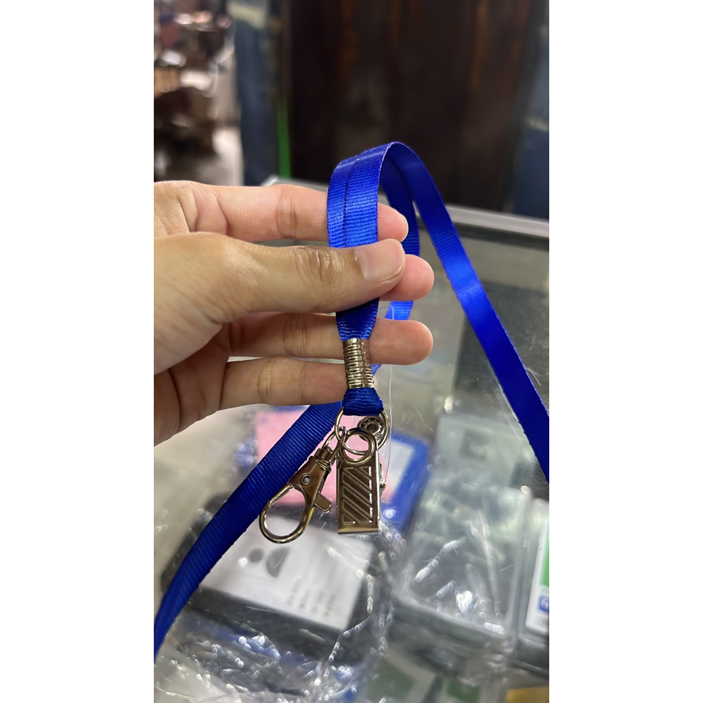 

Lanyard Nilon 1cm kombinasi KAIT DAN JEPITAN ( POLOS )