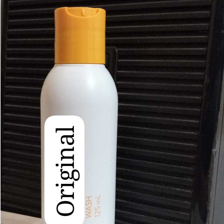 

FEMININE WASH PEMBERSIH AREA KEWANITAAN