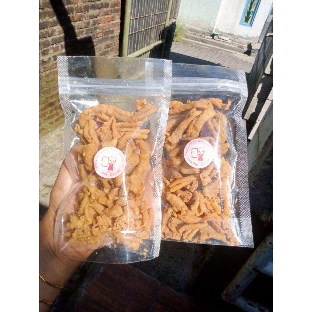 

keripik usus renyah enak dan murah kemasan 50 gram