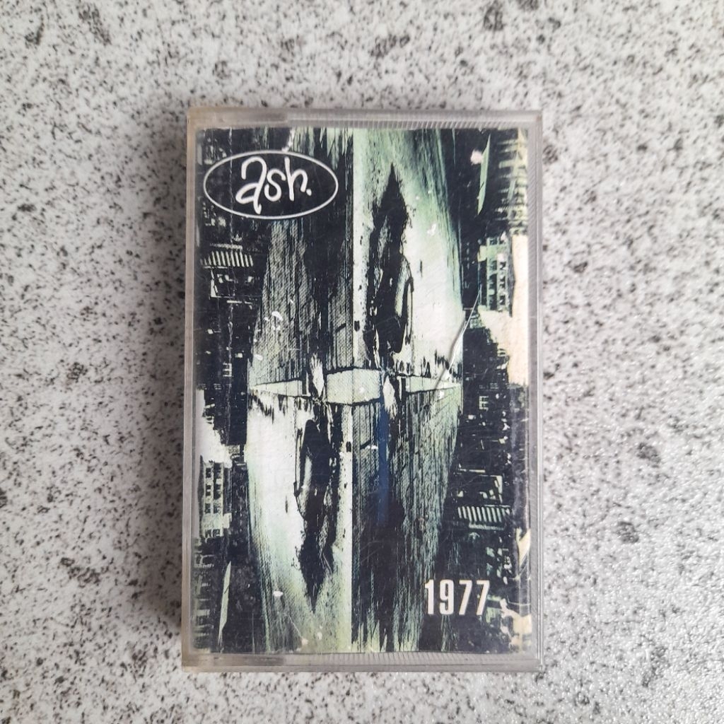 Kaset Pita Ash - 1977 (Baca deskripsi)