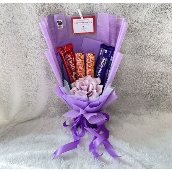 

Buket Coklat Valentine / Buket Spesial Valentine / Valentine Gift / Hadiah Valentin