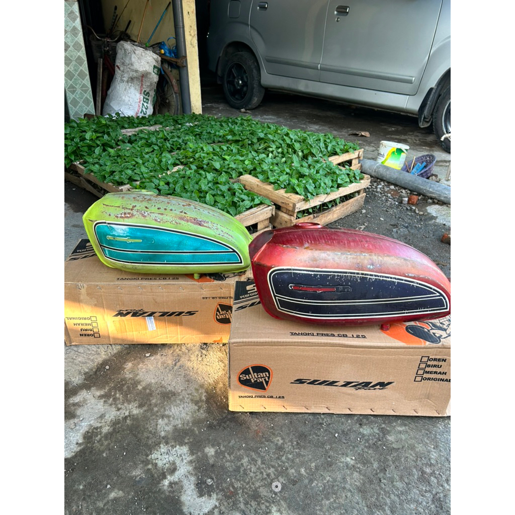 TANGKI CB125 SULTAN PART CAT BLADUS ORIGINAL ORIAN TENGKI CB 125 100 ori