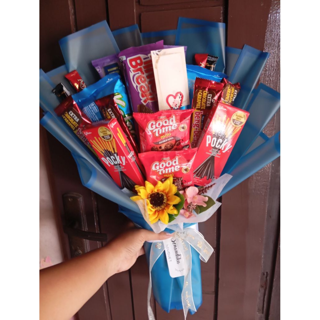 

Buket Bouquet Snack Random