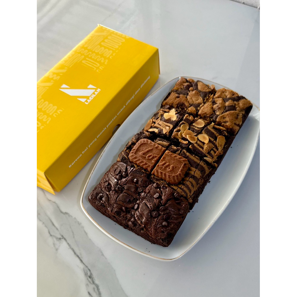 

Brownies Fudgy Panggang Premium 4 Varian Topping dalam Satu Pack | Dynamite by Lagilah