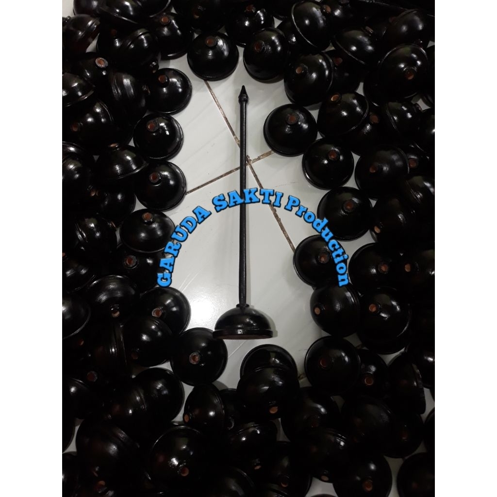 

Tiang bendera kayu untuk di atas meja kerja