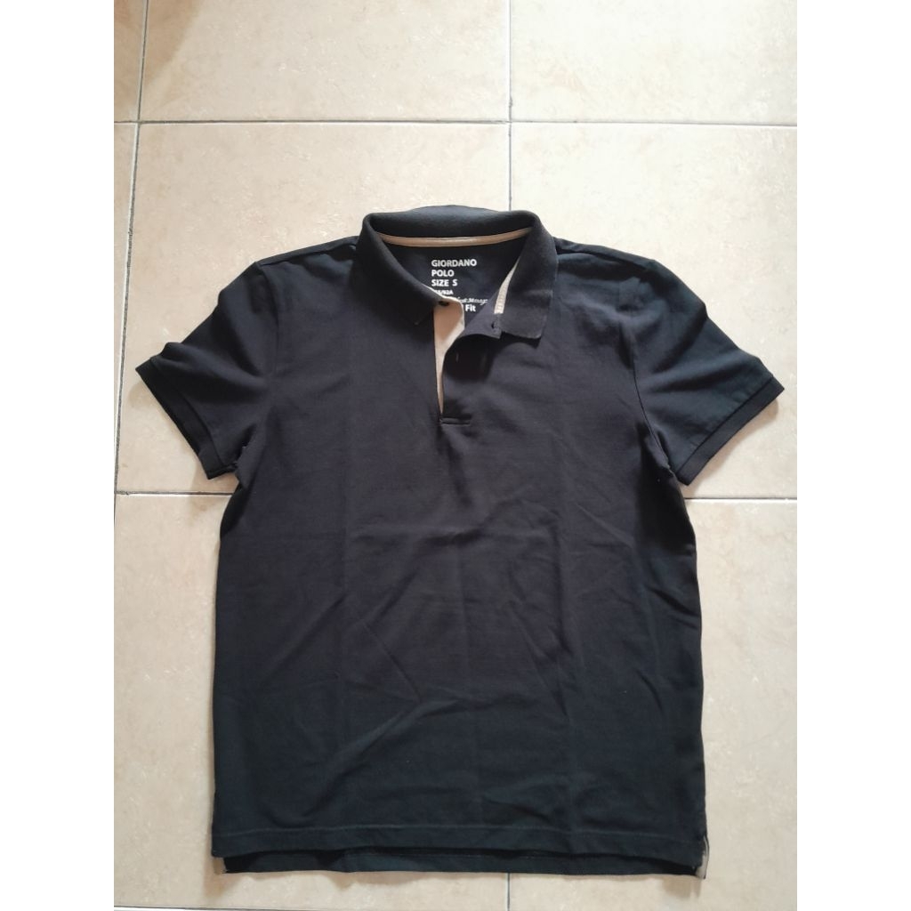 Preloved Black/Hitam Polo Shirt Giordano Original size S