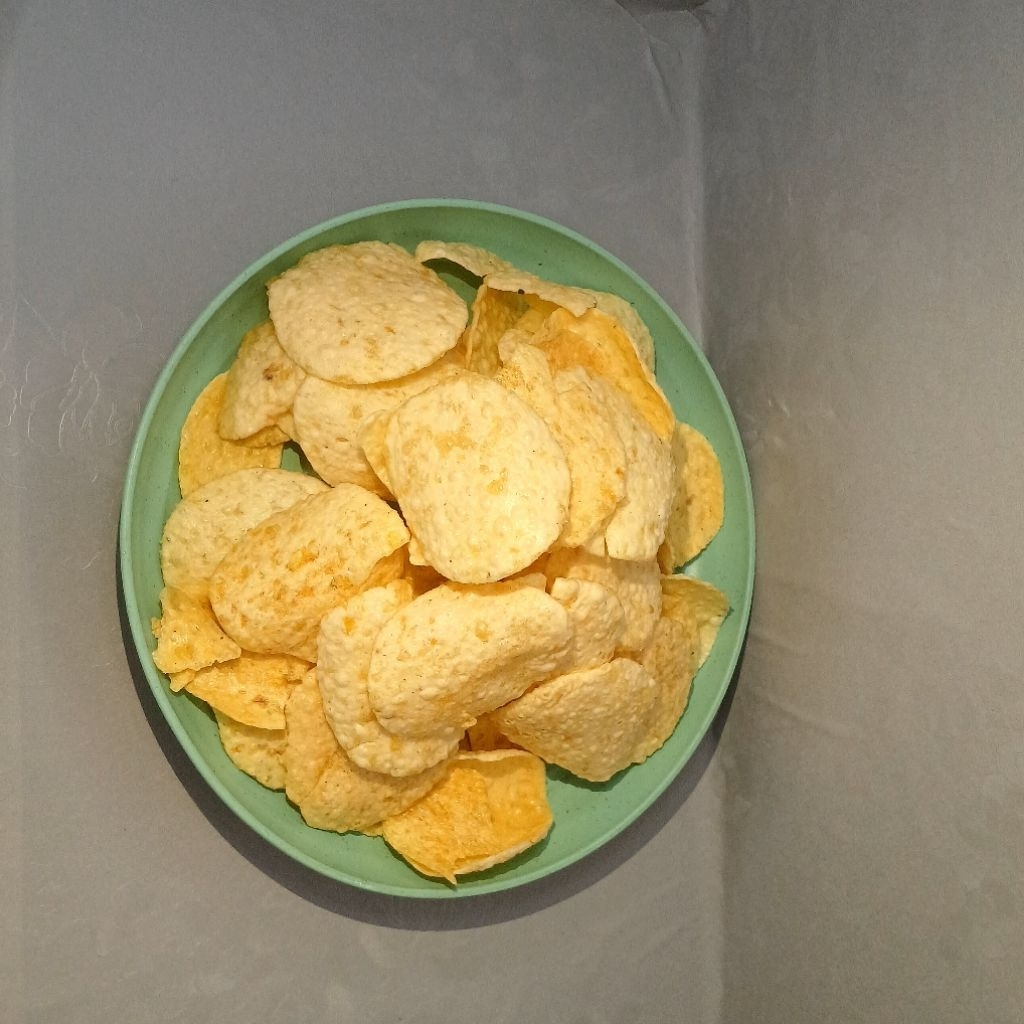 

Keripik Opak Singkong 250gr – Camilan Jadul, Rasa Gurih Bikin Nagih!