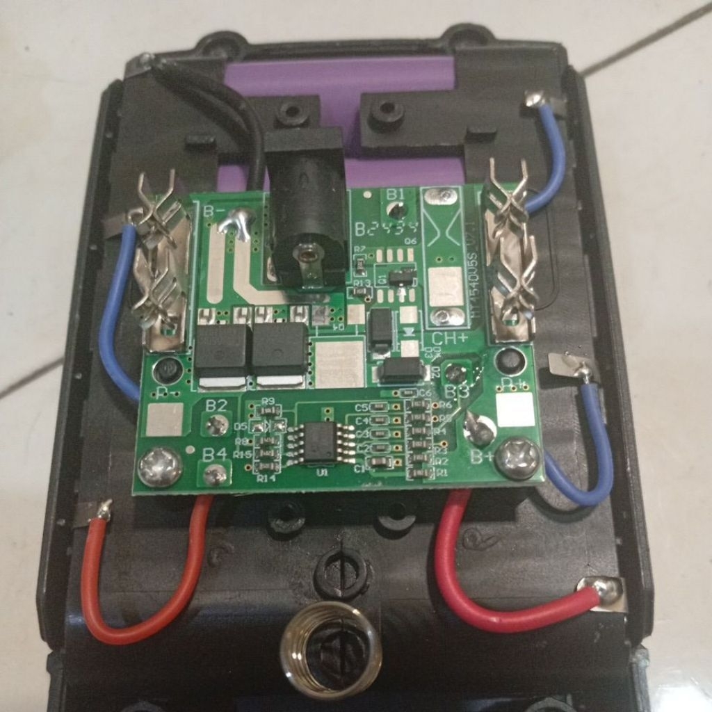 Velvetvibes02 Batre / Baterai 21V Cordless Untuk Impact Bor Jet Cleaner Dan Lampu Worklight Slot Lxt