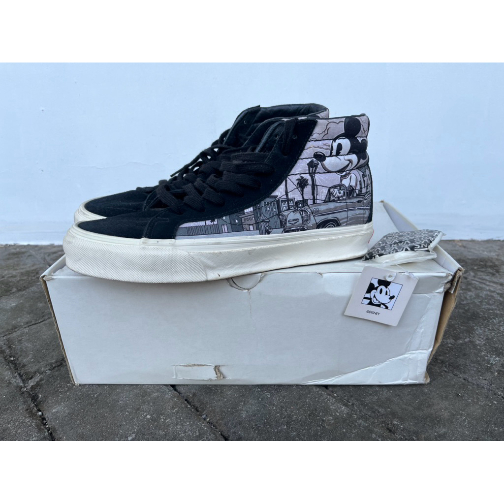 Vans Vault Sk8Hi Disney x mister cartoon