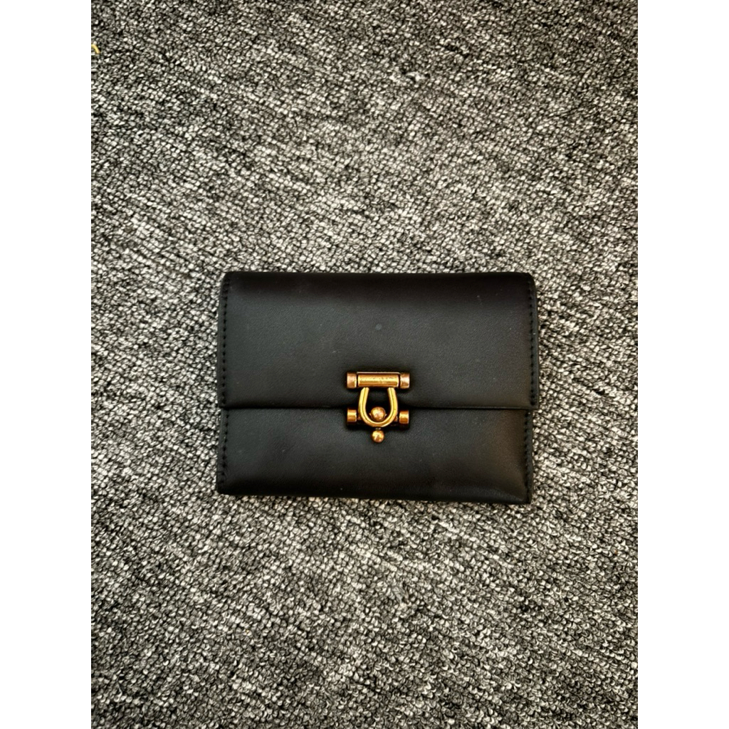 preloved dompet charles&keith ori