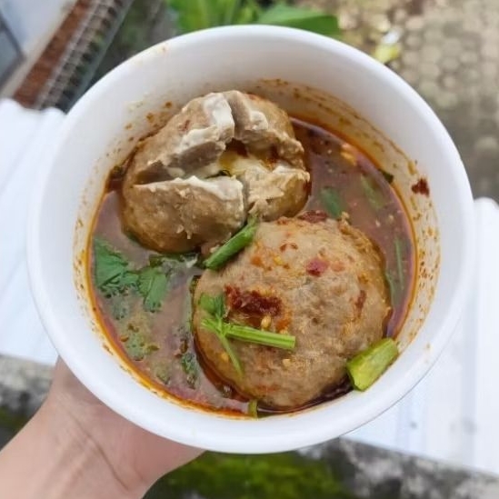

Bakso muncrat keju tetelan