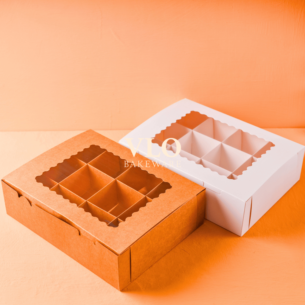 

Kotak kue sekat 12 ivory tebal | dus box kue hampers