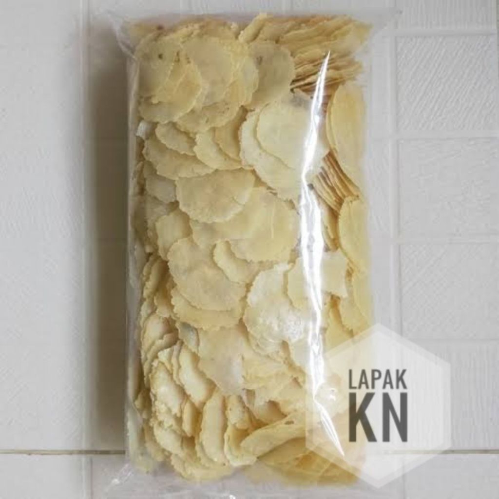 

Emping melinjo mentah super tipis Asli Kebumen 1kg.