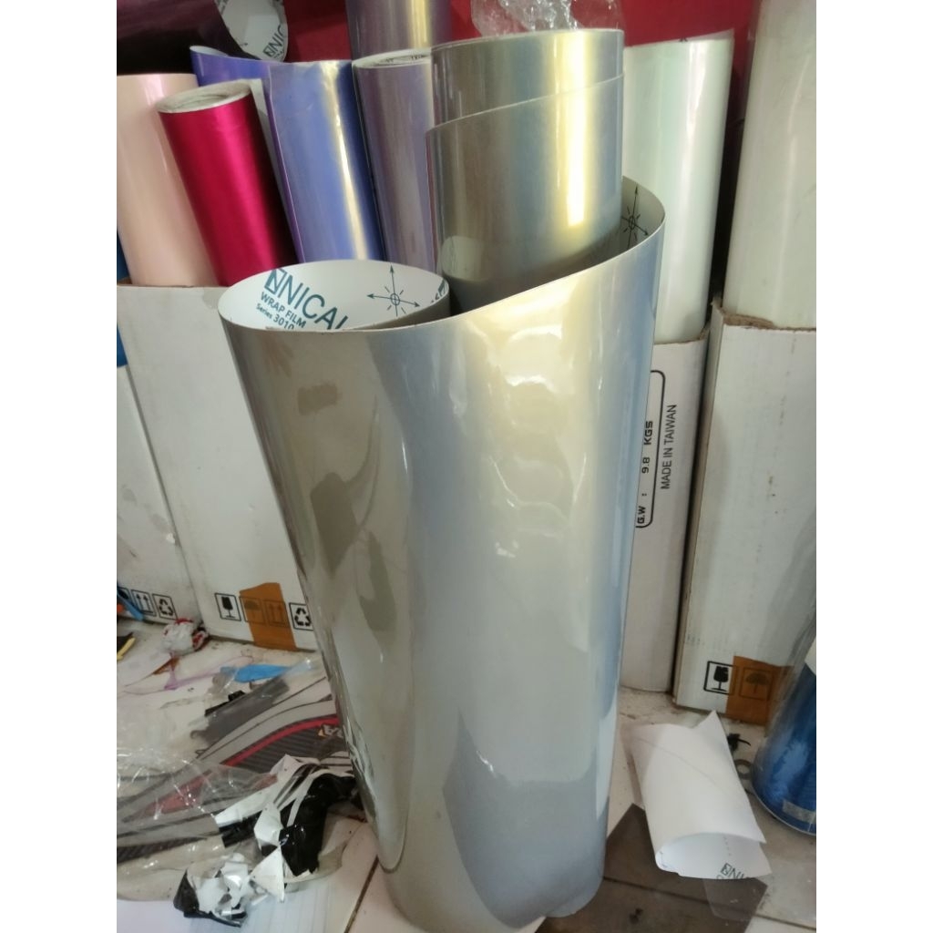 stiker scotlet silver lembayung gold bunglon