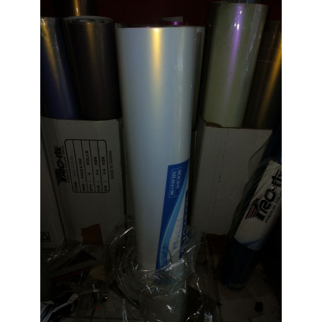 stiker scotlet putih lembayung gold bunglon