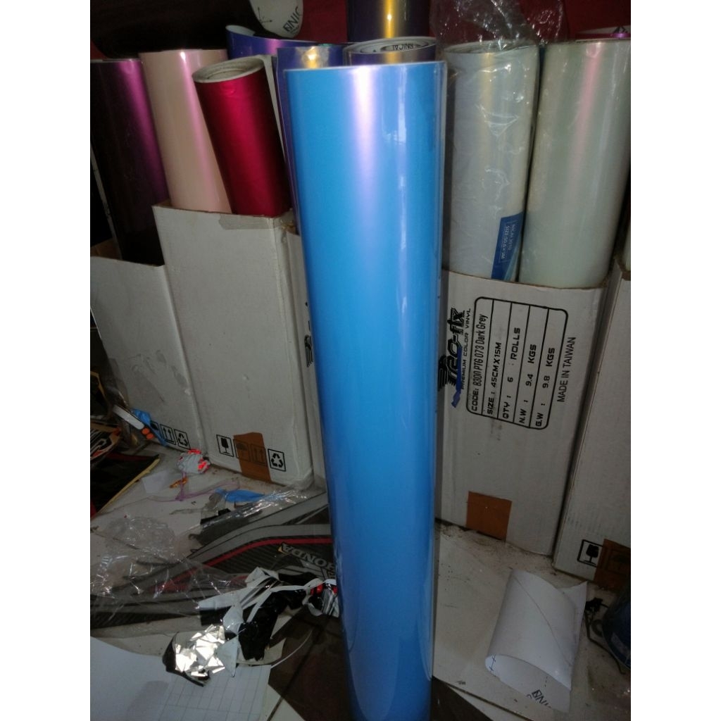 stiker scotlet biru lembayung merah/red bunglon