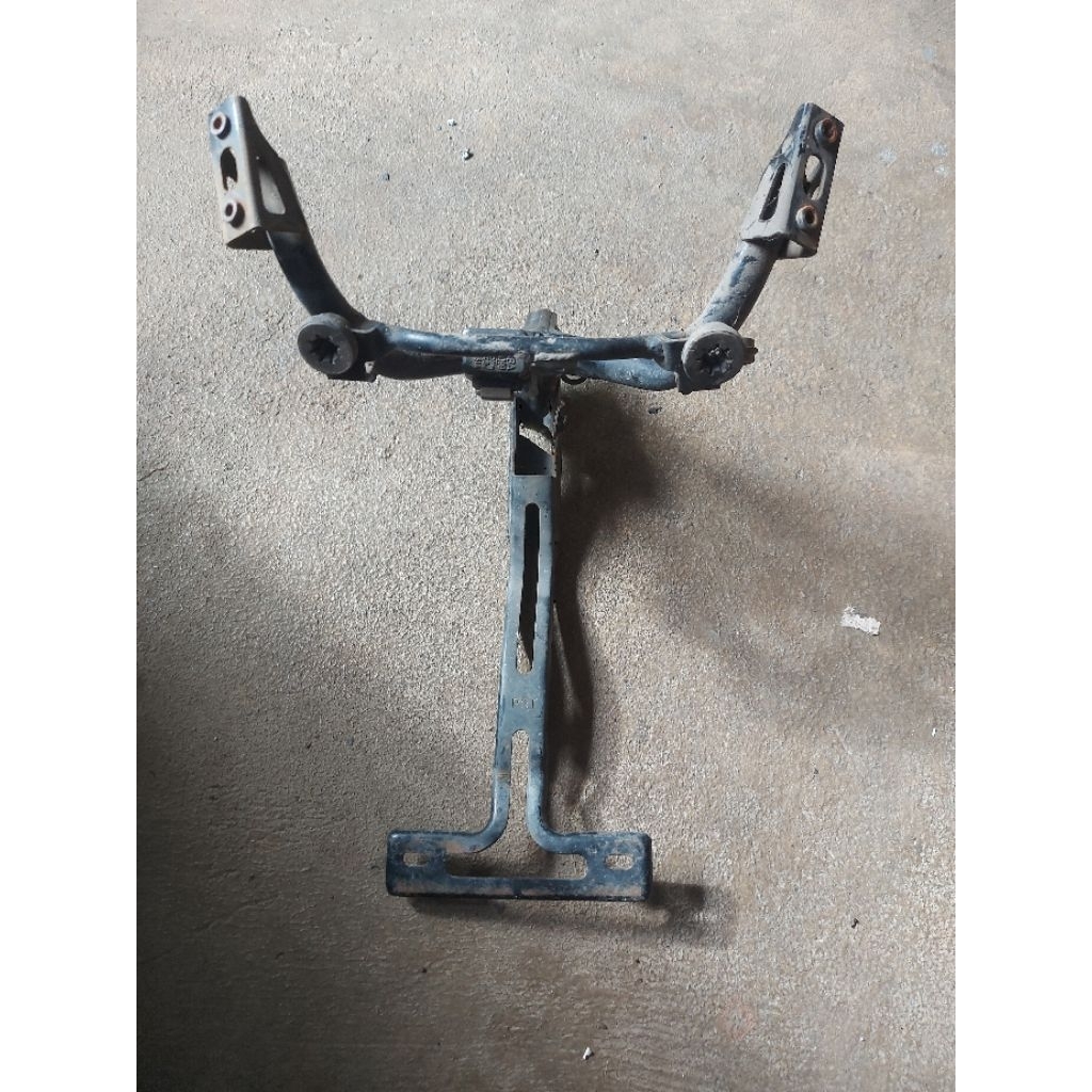 Breket Lampu Depan Tanduk Rusa Honda Cbr k45 Lokal Original