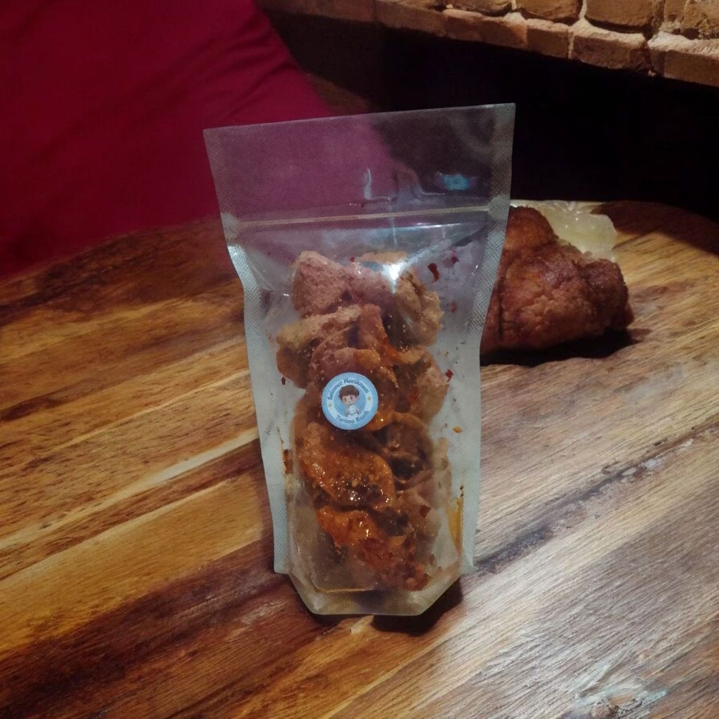 

Aneka Cemilan Renyah pedas daun jeruk Lumring/makaroni spiral/tahu juralit/singkong kriting/seblak beton/seblak pelangi/citruk