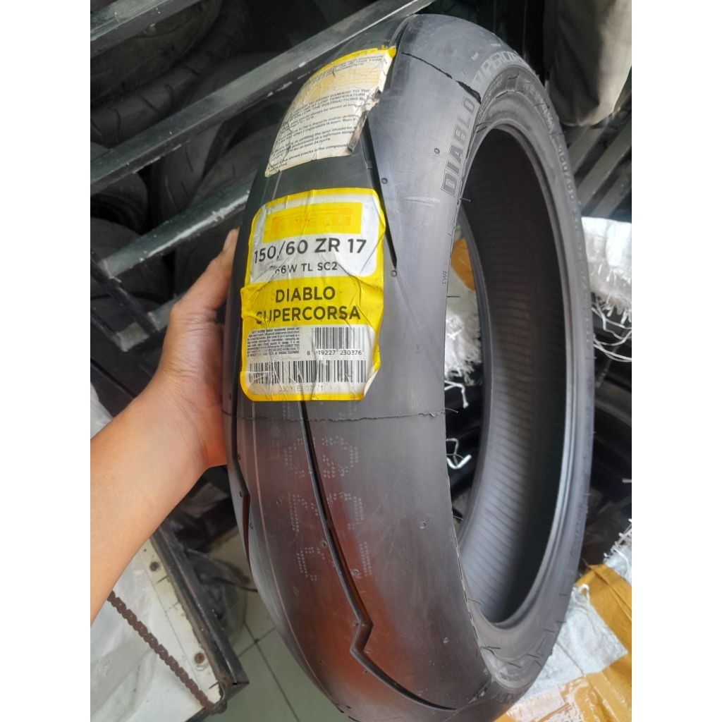 Pirelli diablo supercorsa..150/60-17..